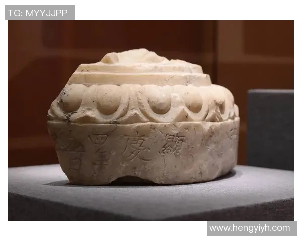 石刻雕塑艺术的传承与创新探索：从古代遗迹到现代创作的演变与发展